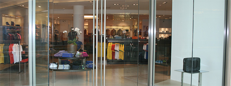 https://commercialwindowsincarlisle.co.uk/wp-content/uploads/2025/04/shopfront-glazing.jpg
